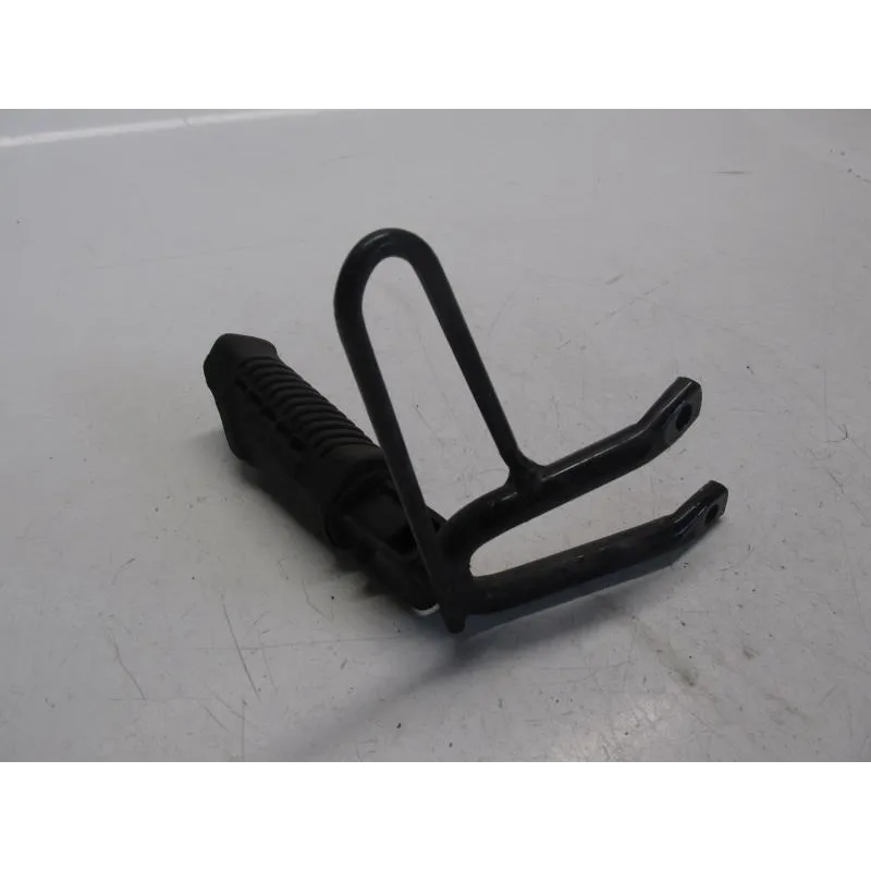 Platine et repose pieds arriere gauche SUZUKI DR 125 SM 2008-2014