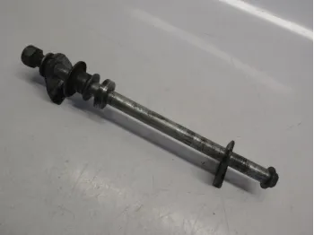 Axe de roue arriere SUZUKI GSX F 750 1989-1997