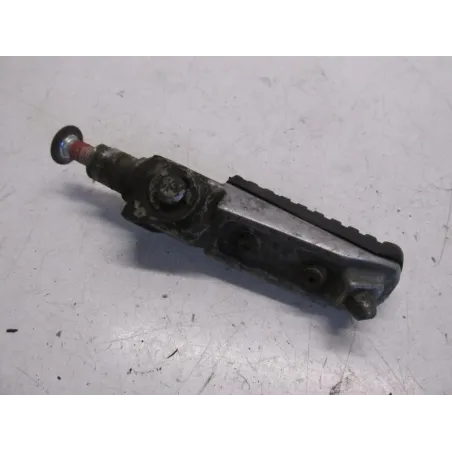 Repose pieds avant gauche KAWASAKI ZX9 R 900 1998-1999 NINJA