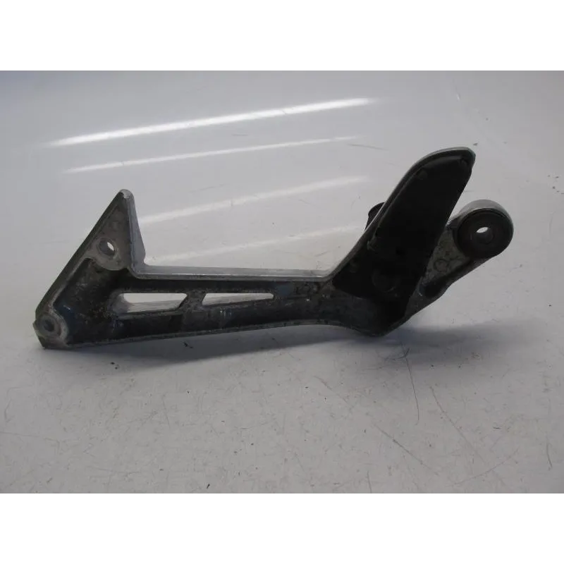 Platine et repose pieds arriere droit YAMAHA FZS 1000 2001-2003 FAZER