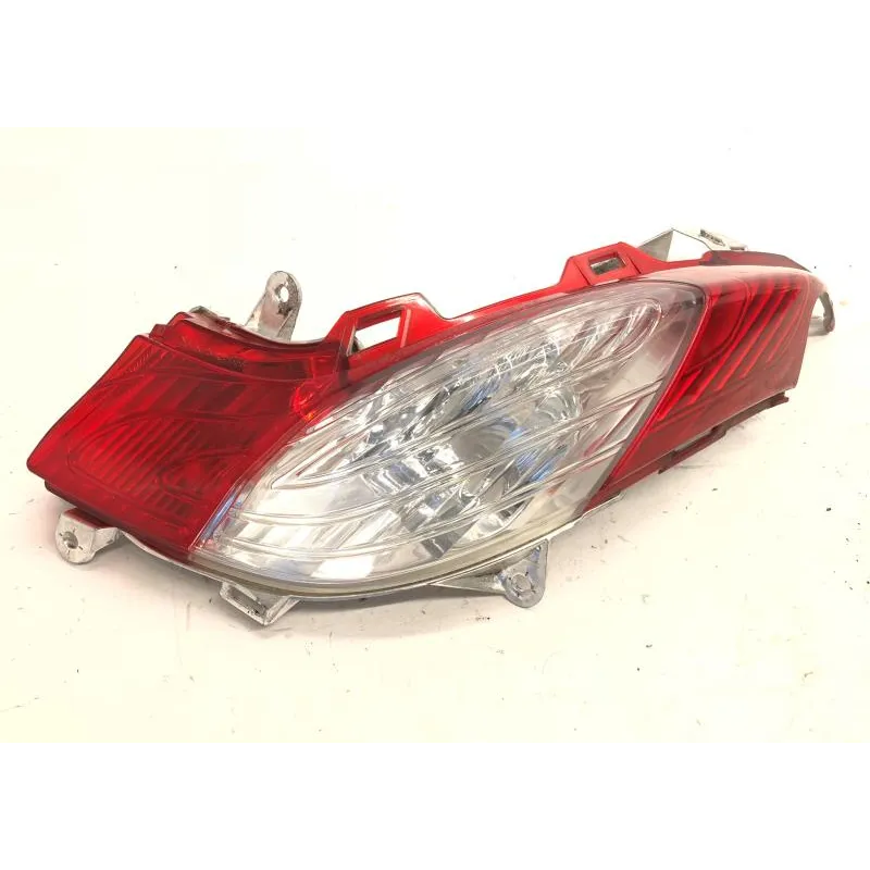 Feu arriere gauche HONDA FES 125 2007-2013 S-WING
