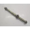 Axe de roue avant YAMAHA YBR 125 2005-2006