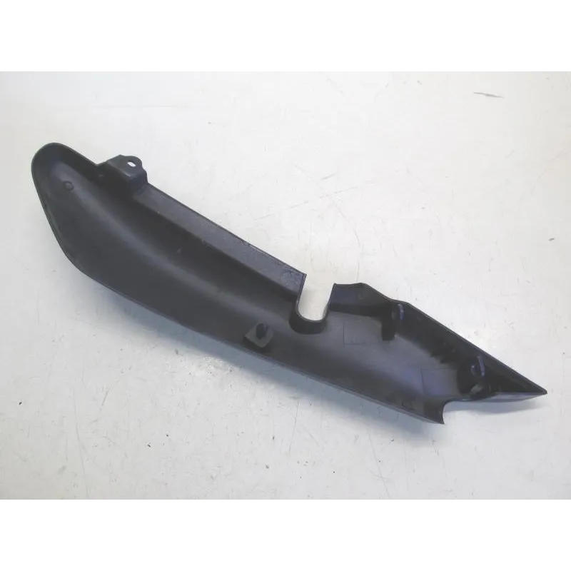 Cache carenage coque arriere droit YAMAHA YBR 125 2005-2006
