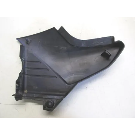 Cache carenage sous selle droit YAMAHA YBR 125 2005-2006