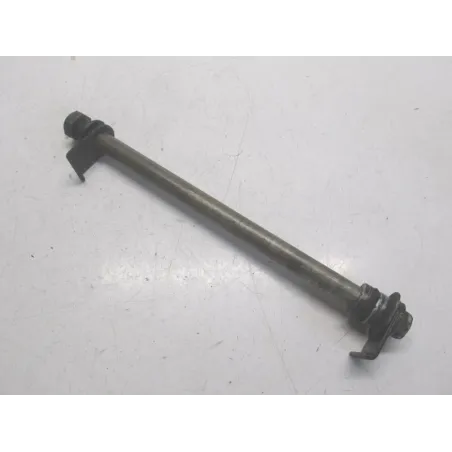 Axe de roue arriere HONDA CBF 1000 2006-2010