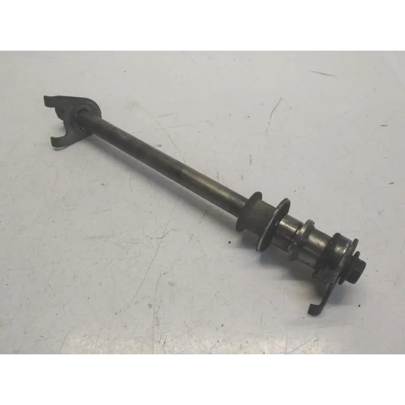 Axe de roue arriere SUZUKI GS 500 E 2003-2006