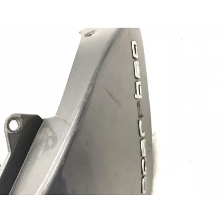 Cache carenage centrale arriere APRILIA SCARABEO 125 2004-2006