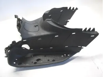 Cache carenage centrale marche pieds plancher YAMAHA YPR 125 2006-2009 XMAX
