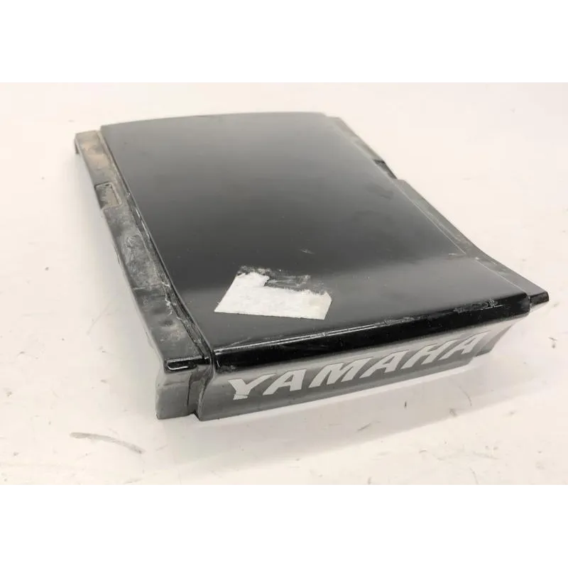 Cache jonction coque arriere YAMAHA FZS 600 2002-2003 FAZER