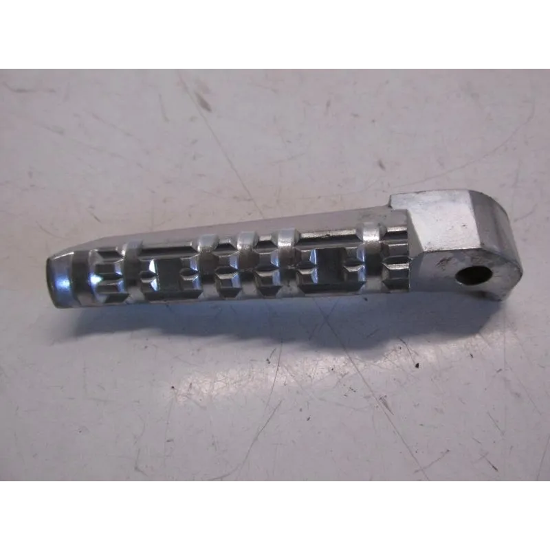 Repose pieds arriere droit YAMAHA FZ6 600 2004-2006