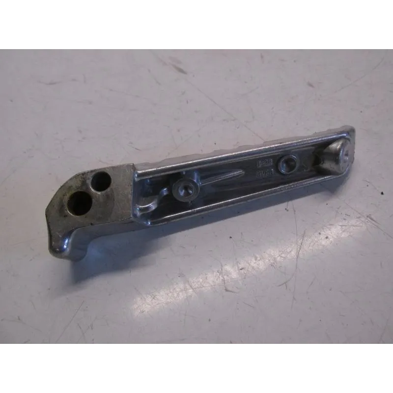 Repose pieds arriere droit YAMAHA FZ6 600 2004-2006