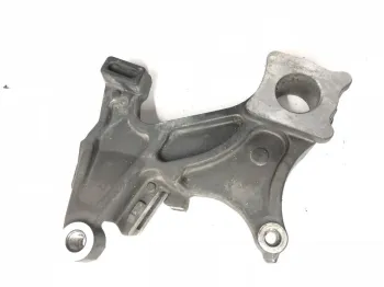 Support etrier frein arriere SUZUKI GSR 600 2006-2010