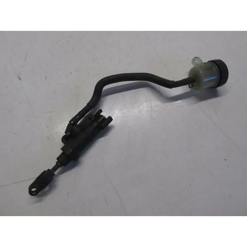 Maitre cylindre frein arriere YAMAHA FZ6 600 2004-2006