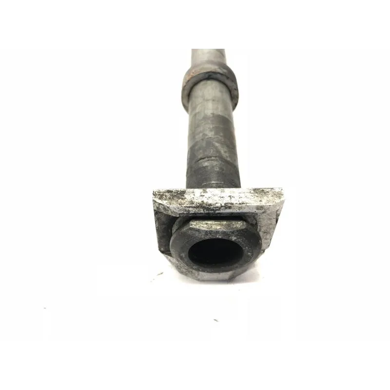 Axe de roue arriere SUZUKI GSXR 1000 2003-2004