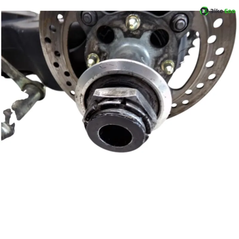 Bras oscillant TRIUMPH SPEED TRIPLE 1050 2008-2010