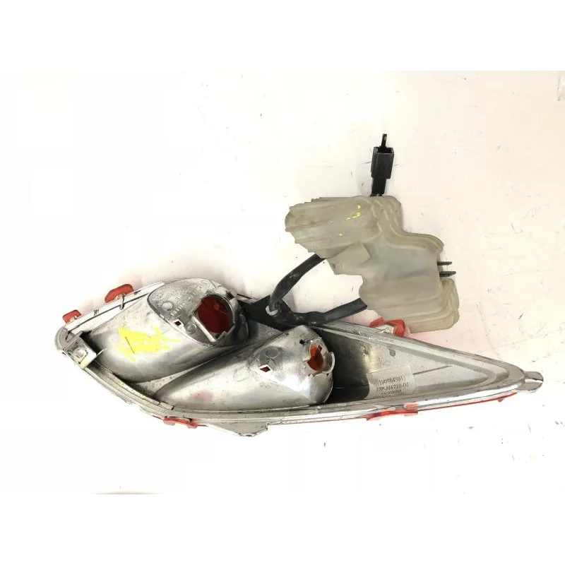 Feu arriere gauche YAMAHA YPR 125 2006-2009 XMAX