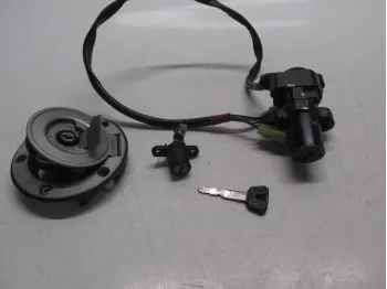 Jeu de serrure contacteur a cle YAMAHA YZF 600 2001-2002 R6