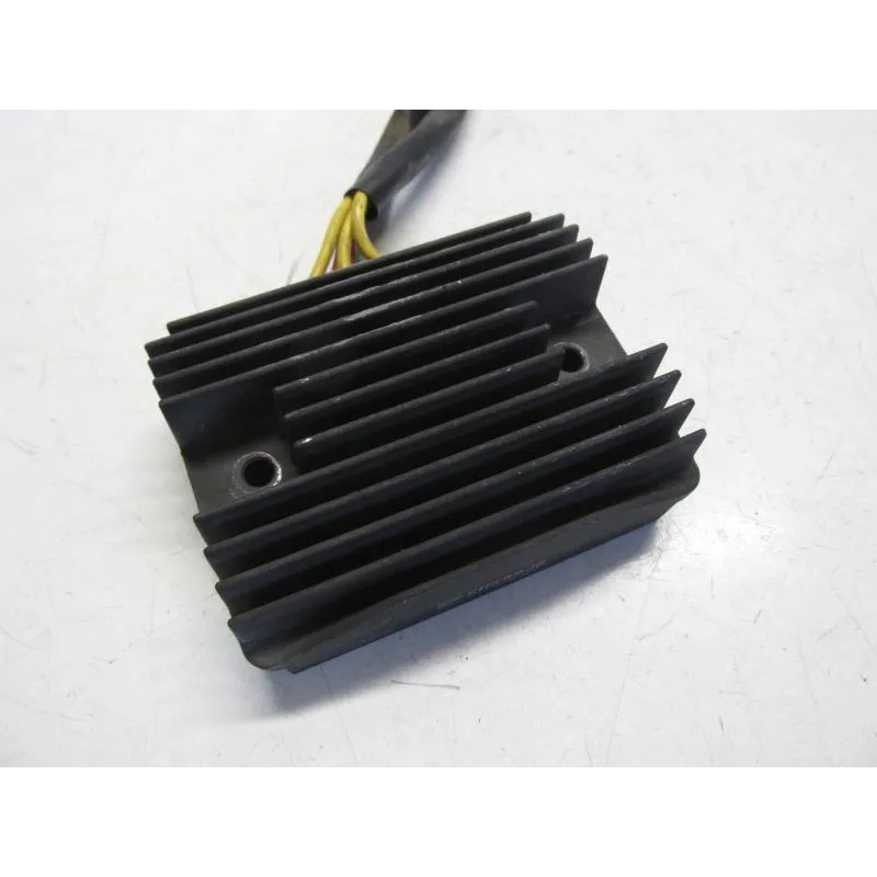 Regulateur charge batterie GILERA NEXUS 125 2009-2010 IE EURO3