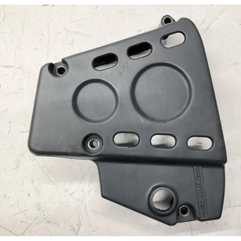Carter pignon de sortie de boite SUZUKI RF 600 R 1993-1998