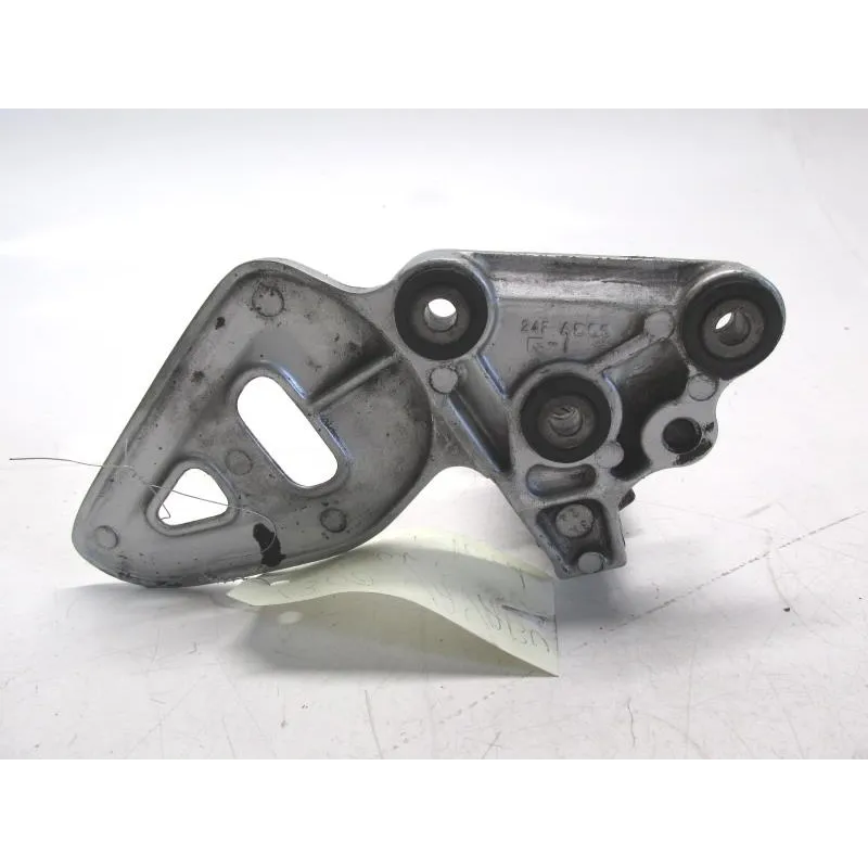 Platine avant gauche SUZUKI GSXR 1300 2004-2007 HAYABUSA
