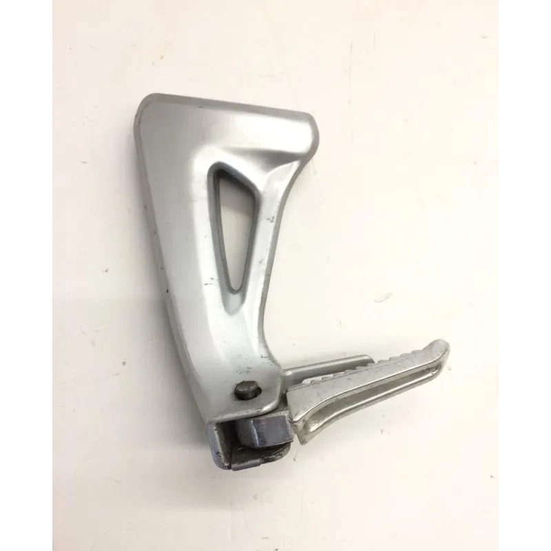 Platine et repose pieds arriere gauche SUZUKI SV 650 S 1999-2002
