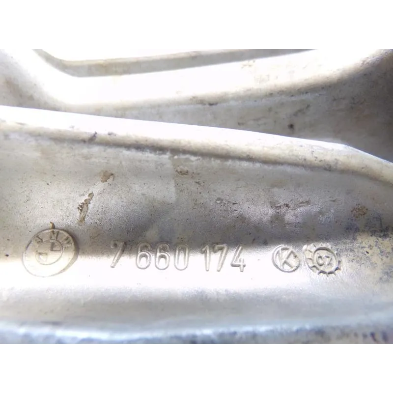 Platine et repose pieds arriere gauche BMW K 1200 S 2005-2008