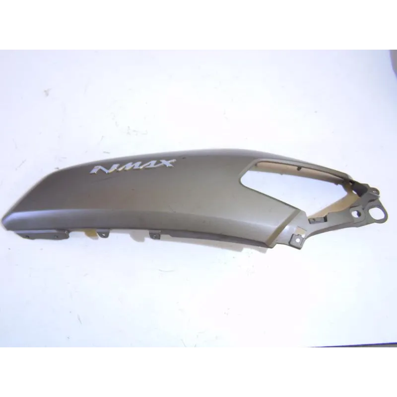 Cache carenage coque arriere droit YAMAHA GPD 125 2015-2019 NMAX