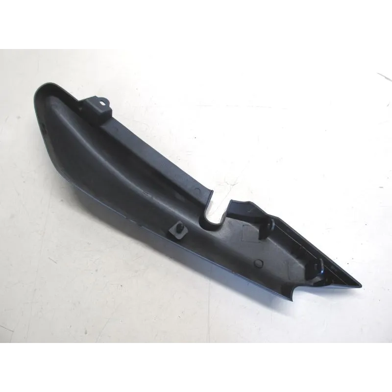 Cache carenage coque arriere droit YAMAHA YBR 125 2007-2009
