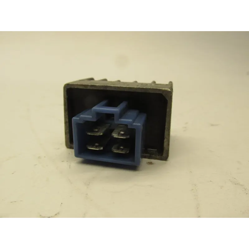 Regulateur charge batterie MH RYZ 50 2006-2010 SM