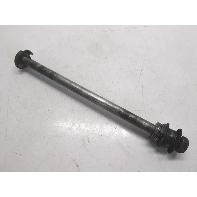 Axe de roue arriere HONDA CB 600 F 2000-2001 HORNET