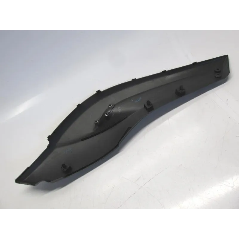 Cache lateral gauche YAMAHA XP 500 2008-2011 TMAX ABS