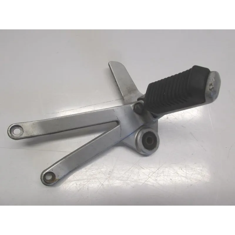 Platine arriere gauche SUZUKI VX 800 1990-1997