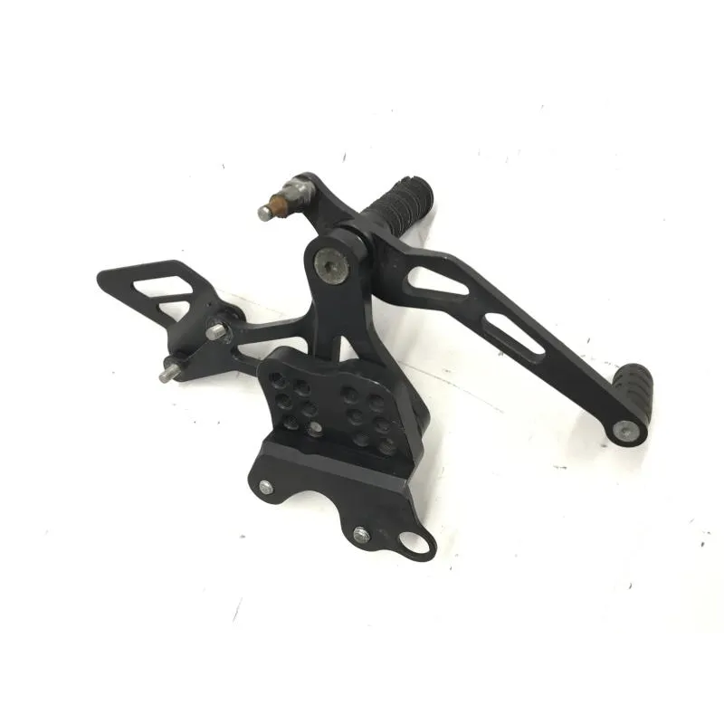 Platine avant droite SUZUKI GSXR 1000 2009-2016