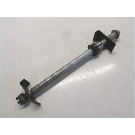 Axe de roue arriere KAWASAKI Z 750 2007-2010