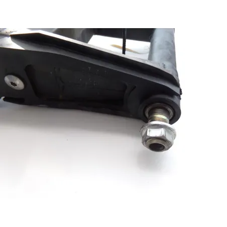 Bras oscillant KAWASAKI Z 750 2007-2010