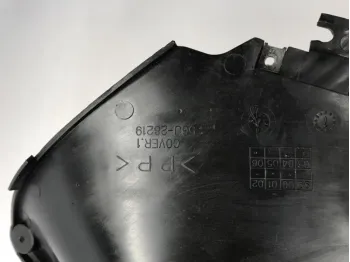 cache lateral gauche YAMAHA XP 500 2004-2007 TMAX