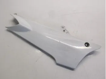 Cache carenage sous selle droit YAMAHA FJR 1300 2003-2005 ABS