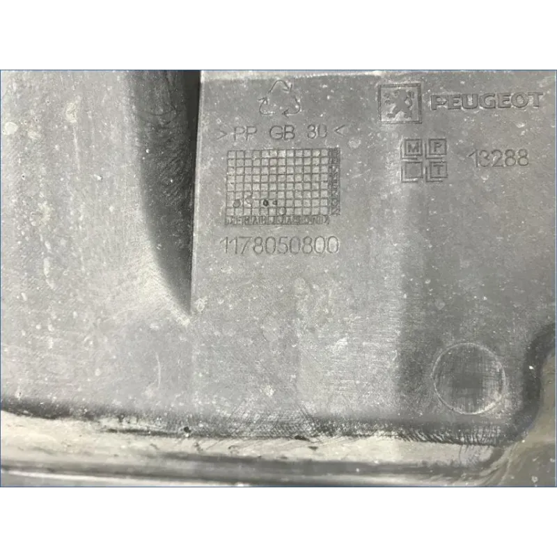 Passage de roue PEUGEOT METROPOLIS 400 2013-2016