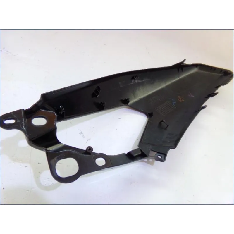 Cache carenage coque arriere droit YAMAHA GPD 125 2015-2019 NMAX