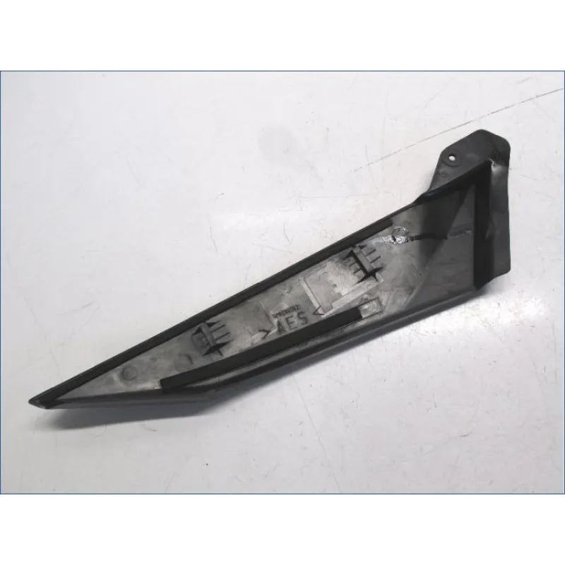 Cache reservoir droit YAMAHA YZF 1000 2002-2003 R1