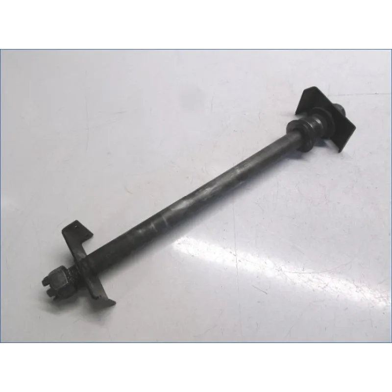 Axe de roue arriere KAWASAKI Z 750 S 2004-2006