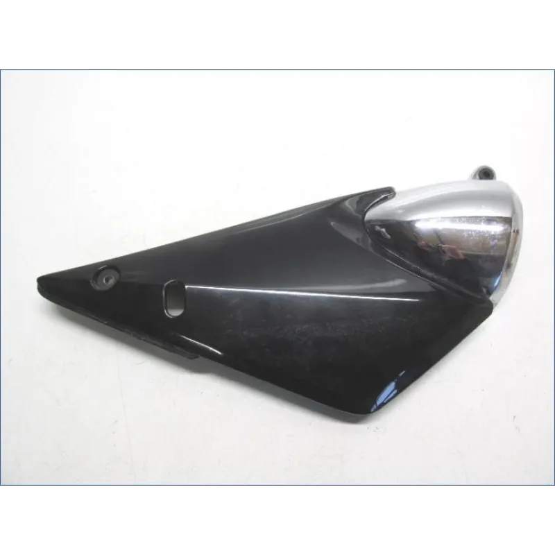 Cache carenage sous selle droit SUZUKI GSF 600 2000-2004 BANDIT S