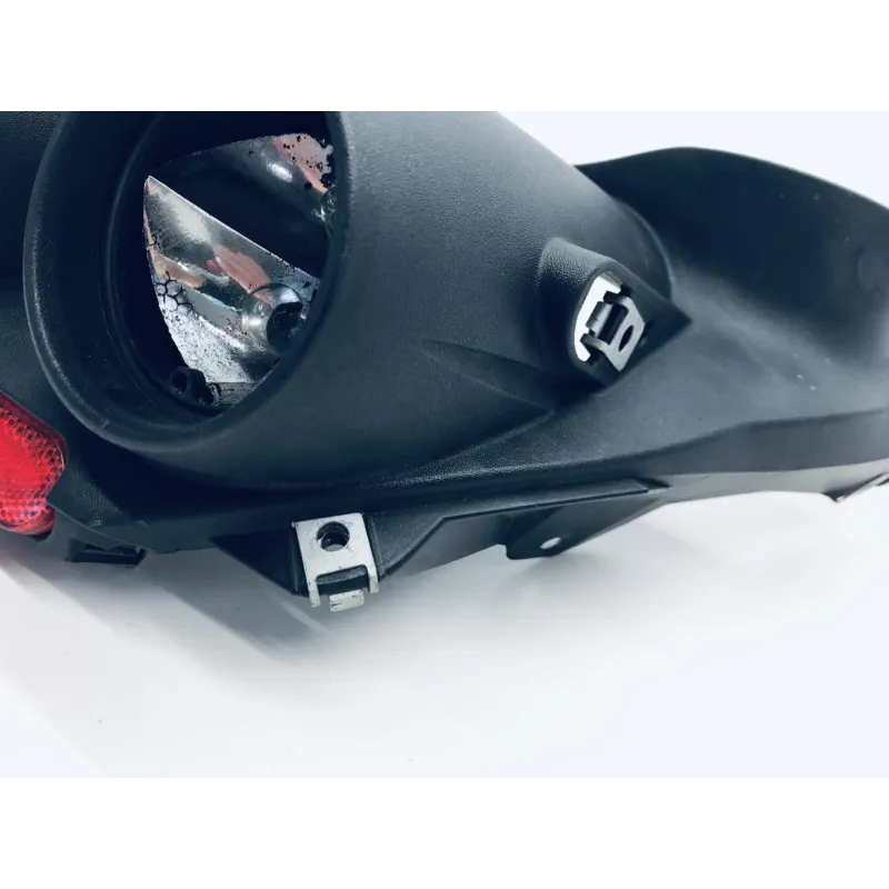 Cache feu arriere GILERA FUOCO 500 2007-2013