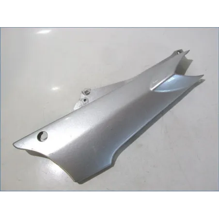 Cache carenage sous selle gauche YAMAHA FJR 1300 2001-2002