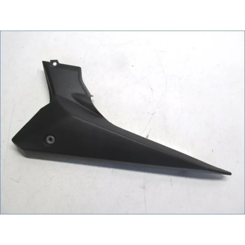 Cache carenage sous selle droit YAMAHA XJ6 N 600 2009-2011