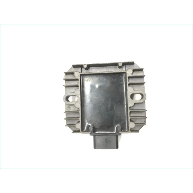 Regulateur charge batterie SUZUKI AN 400 2003-2006 BURGMAN
