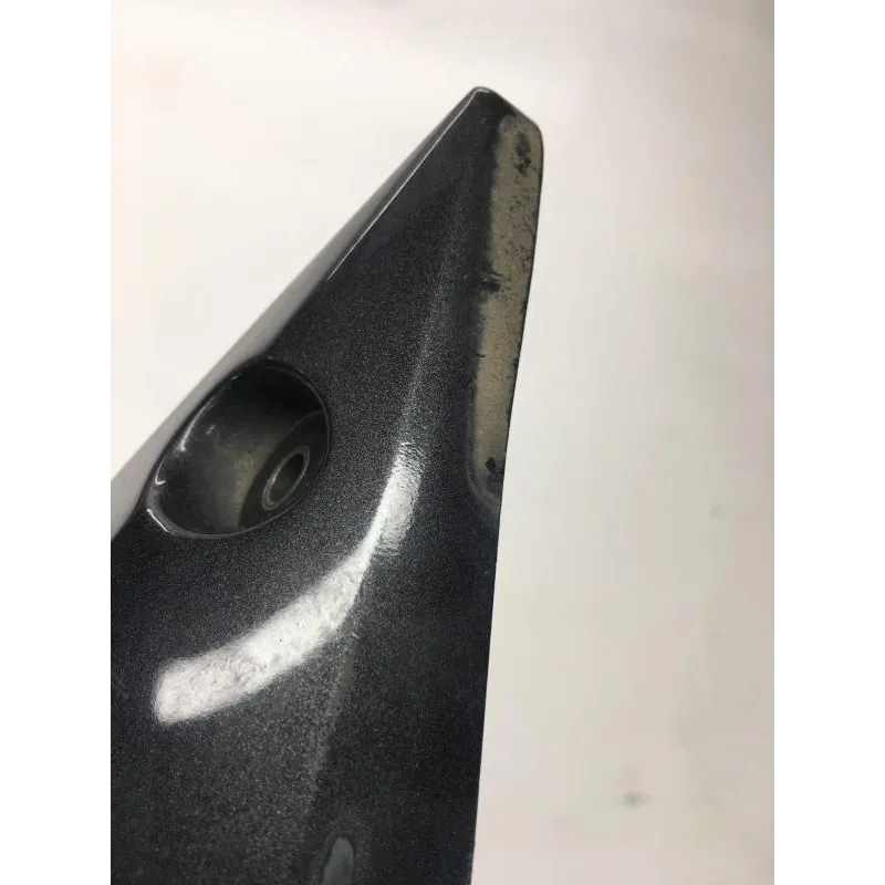 Cache carenage sous selle droit SUZUKI GSF 600 2000-2004 N BANDIT