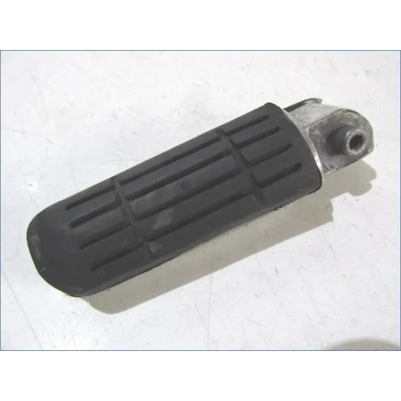 Repose pieds arriere droit YAMAHA FJR 1300 2001-2002