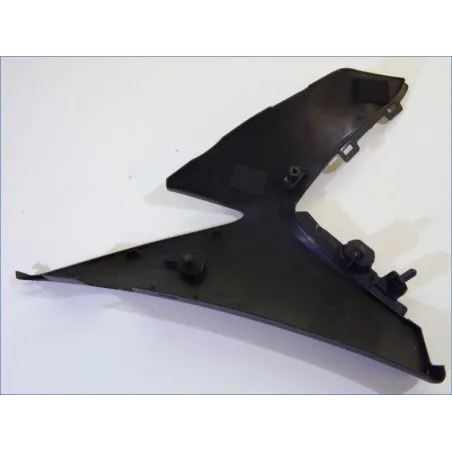 Cache carenage sous selle gauche SUZUKI GSXR 1000 2009-2011