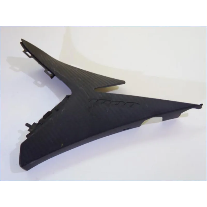 Cache carenage sous selle gauche SUZUKI GSXR 1000 2009-2011